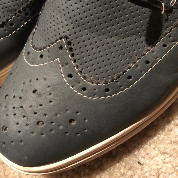 Steve Madden Shoes - Picture 2 of 2